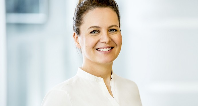 Dr. med. dent. Julia Ehrenbrink